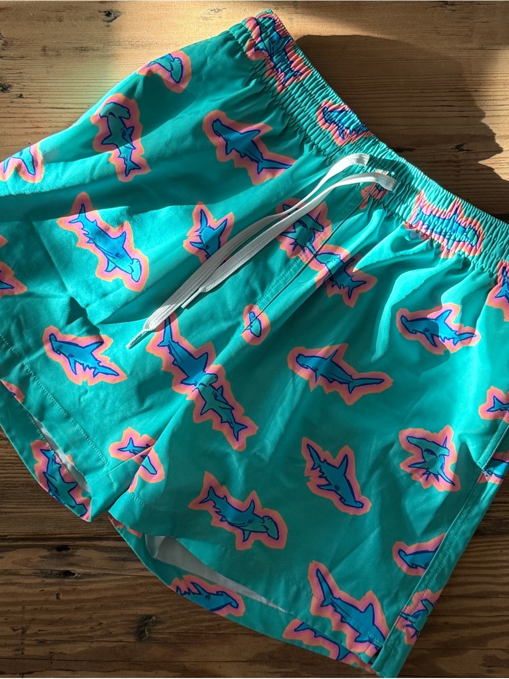 Never Warn. Chubbies Teal Swim Trunks with Pink-Outlined Shark Print 5.5” size M